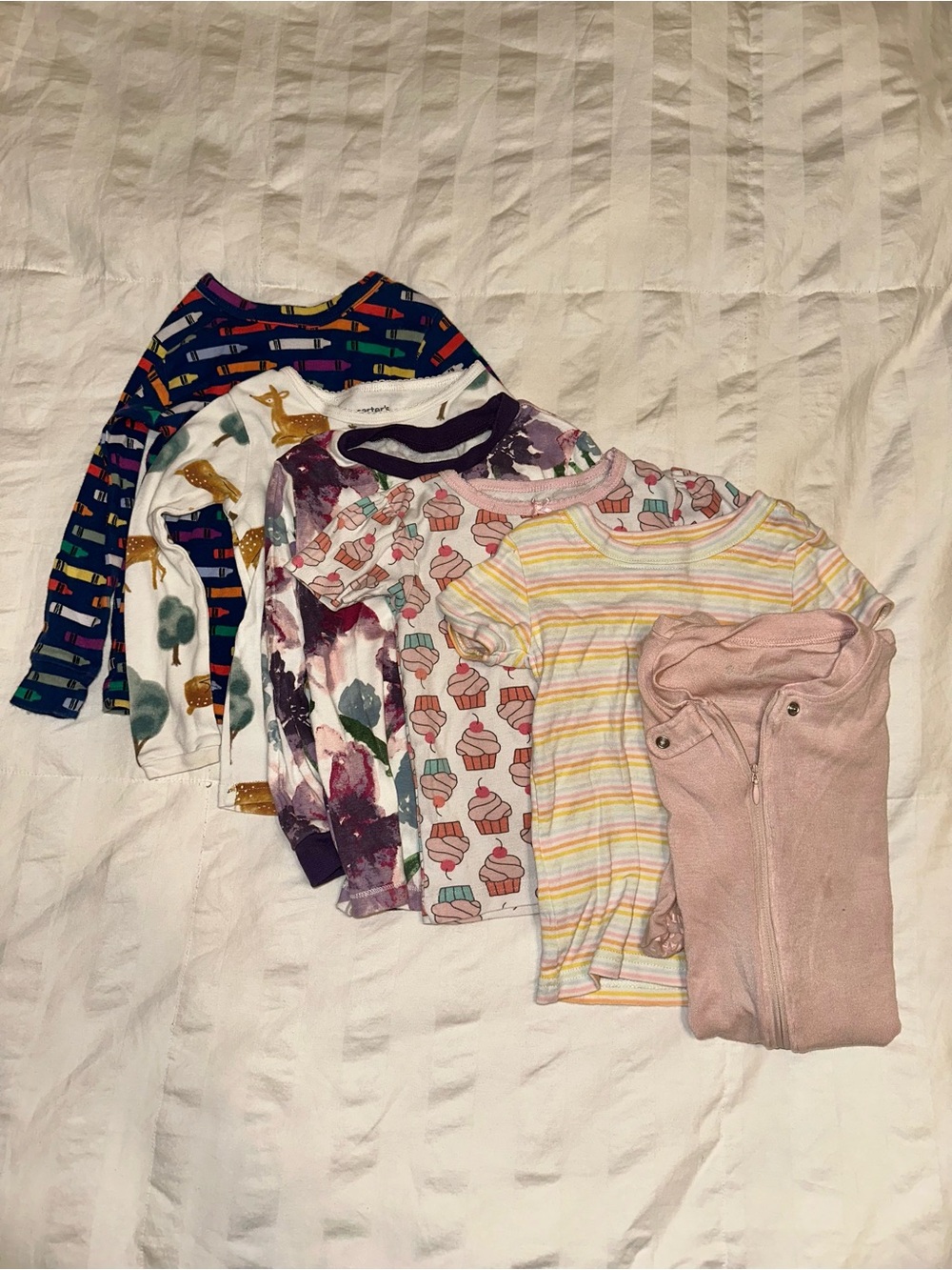 LOT of 6 pairs of 2T girl pajamas
